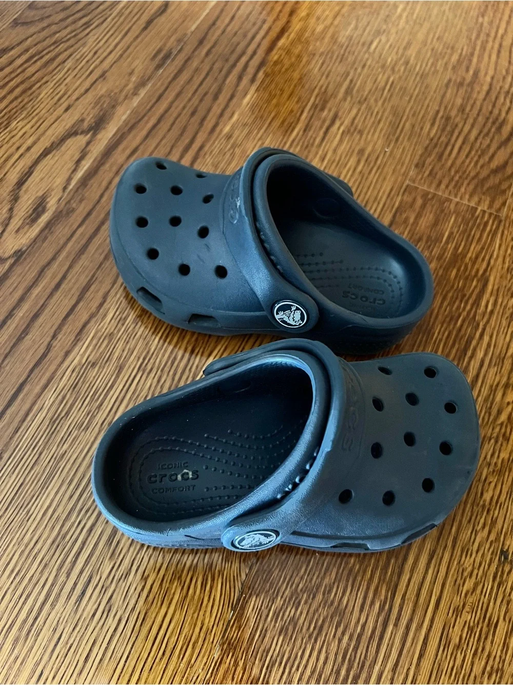 Crocs Classic Little Kids Slip-On Clog  Waterproof Shoe Size 7 Charcoal Gray
